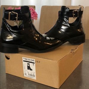 Zara buckle boots